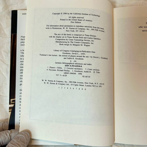 Feynman's Lost Lecture: The Motion of Planets Around the Sun - VERY GOOD - Picture 11 of 11
